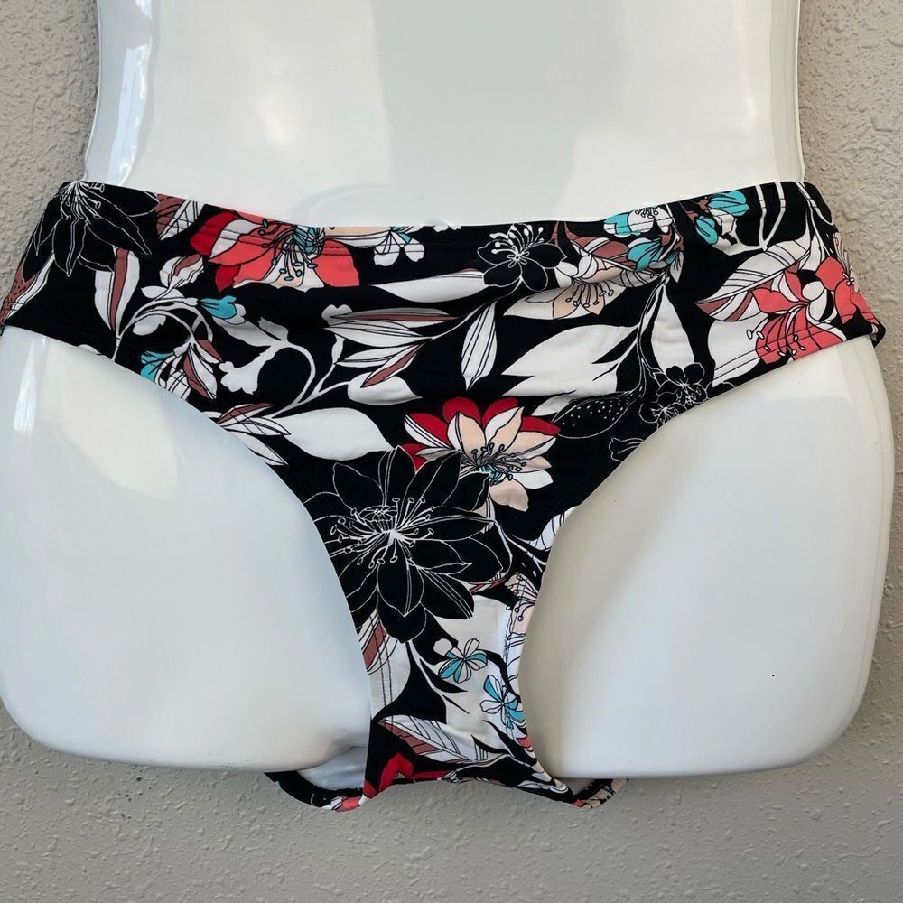 NWT Kenneth Cole Swim Bottoms Size L